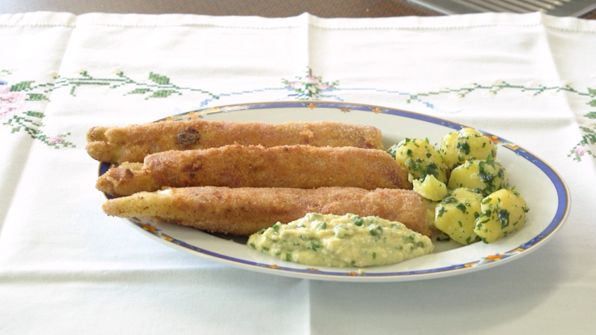 Spargel Cordon Bleu mit Schnittlauchsauce