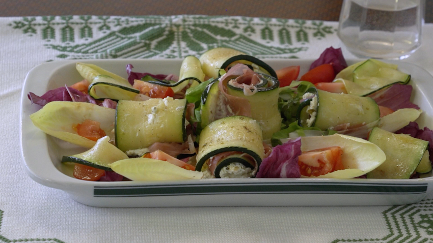 Köstliche Zucchini-Röllchen