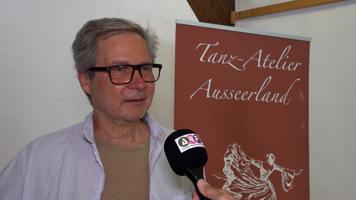 Letzte Ballettstunde von Michael Pinnisch