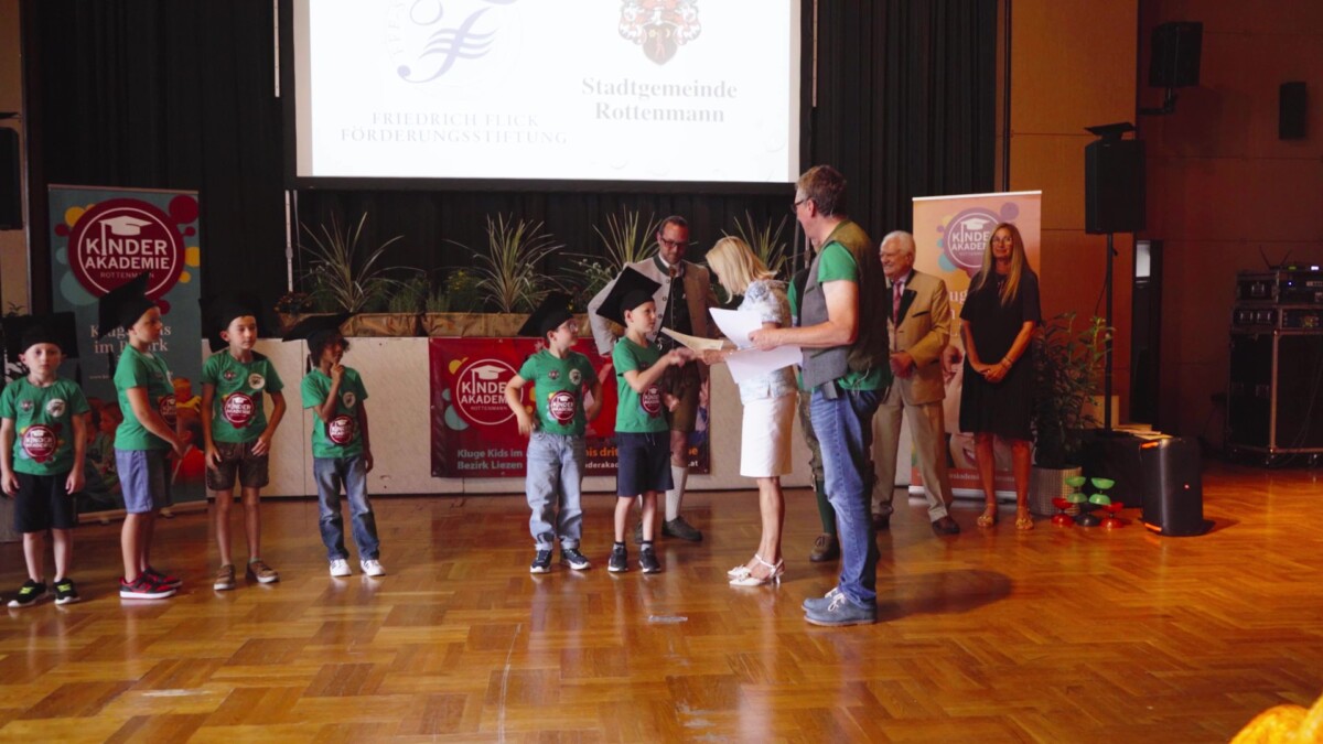 Sponsionsfeier der KinderAkademie Rottenmann