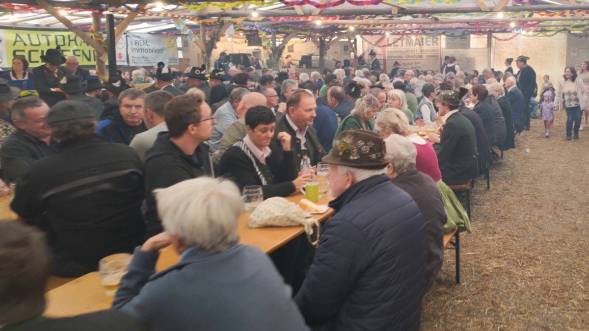 60. Strassner Bierzelt