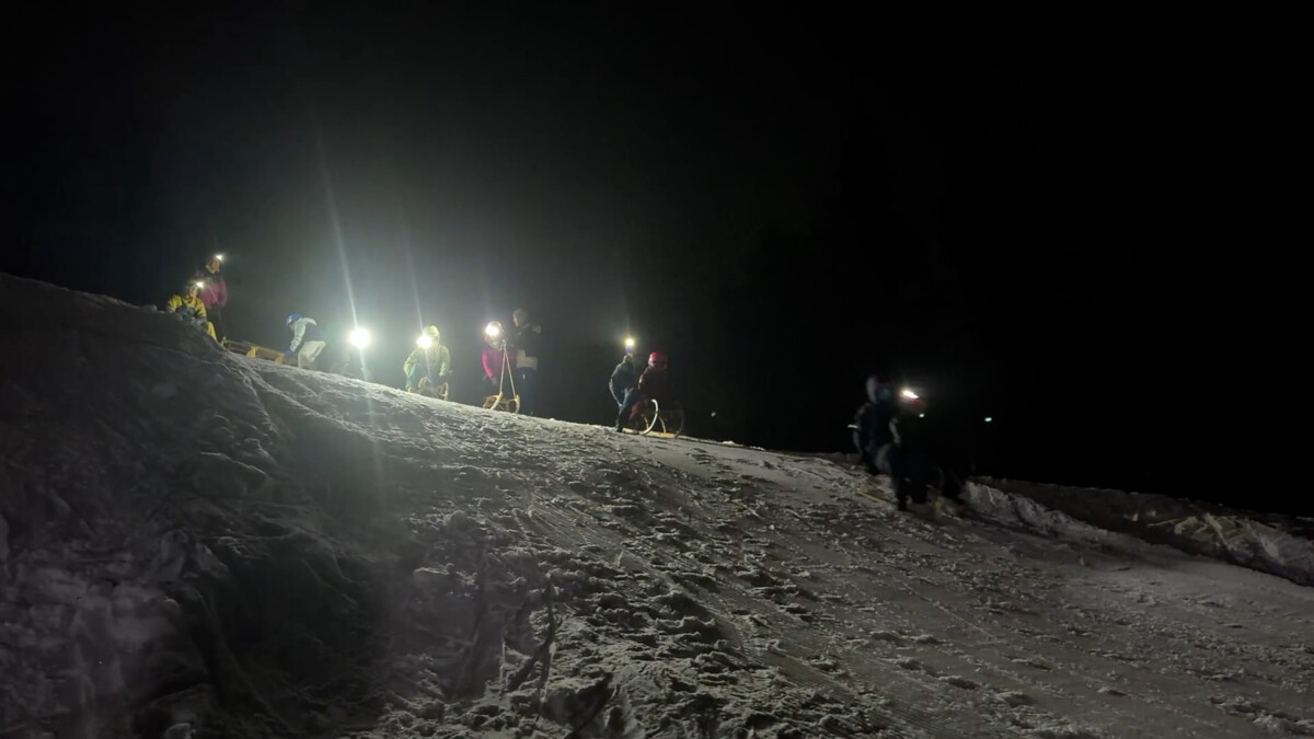 Mondscheinrodeln am Loser