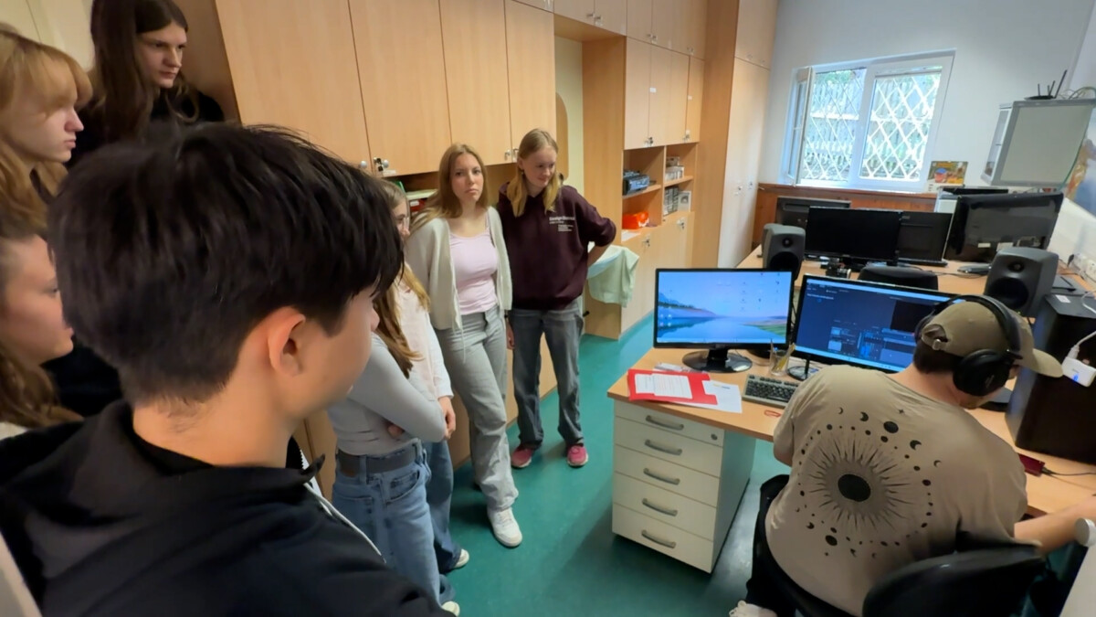 Schüler der Mittelschule zu Besuch beim ARF