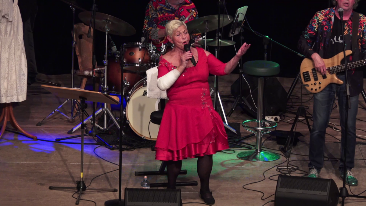 Jazz Gitti rockt mit Discokillern