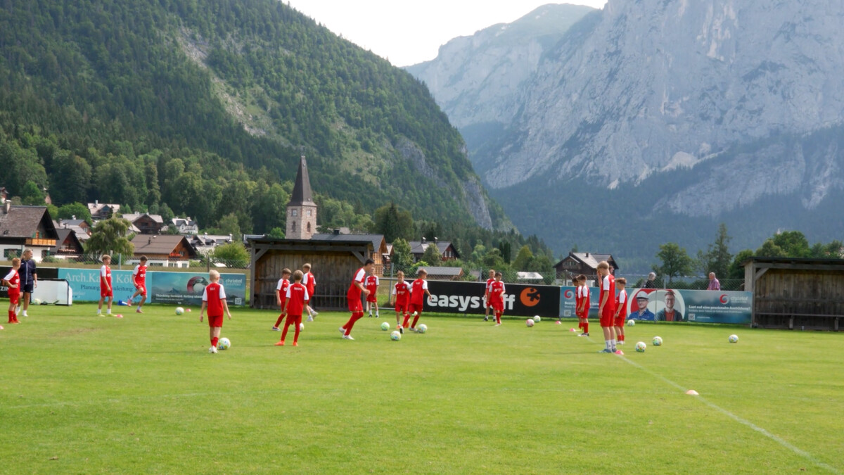 Nachwuchs-Fußballcamp in Altaussee