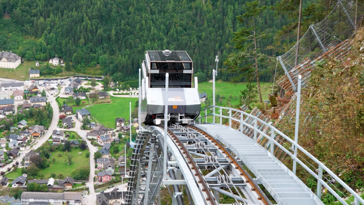 Salzbergbahn und Salzbergwerk Hallstatt Eröffnung