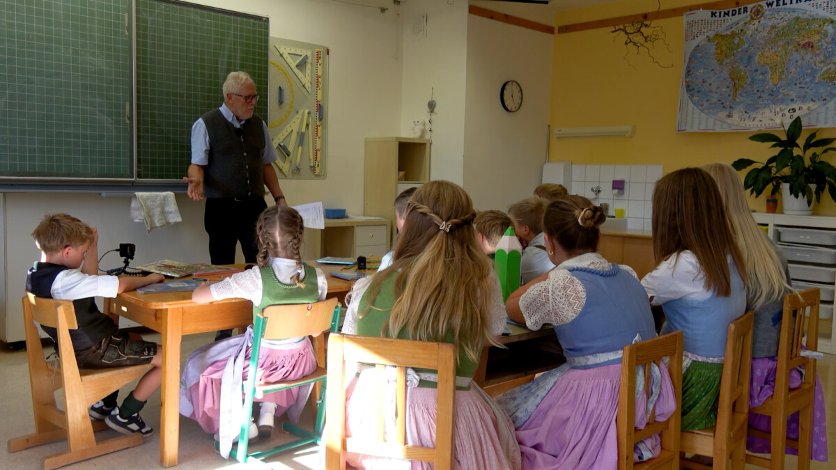 ARF Dialektschule - Die heimische Mundart erhalten